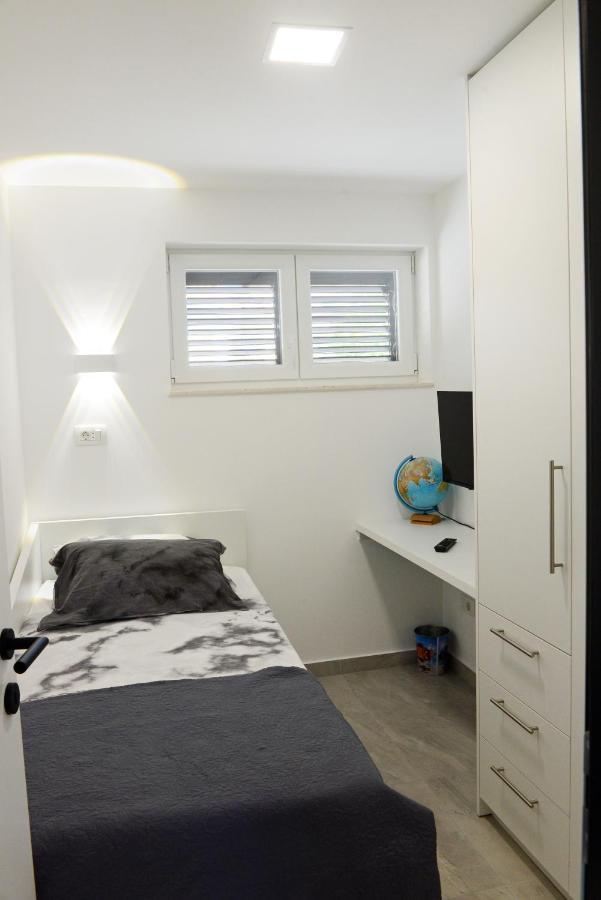 Apartman Milena Solin Buitenkant foto